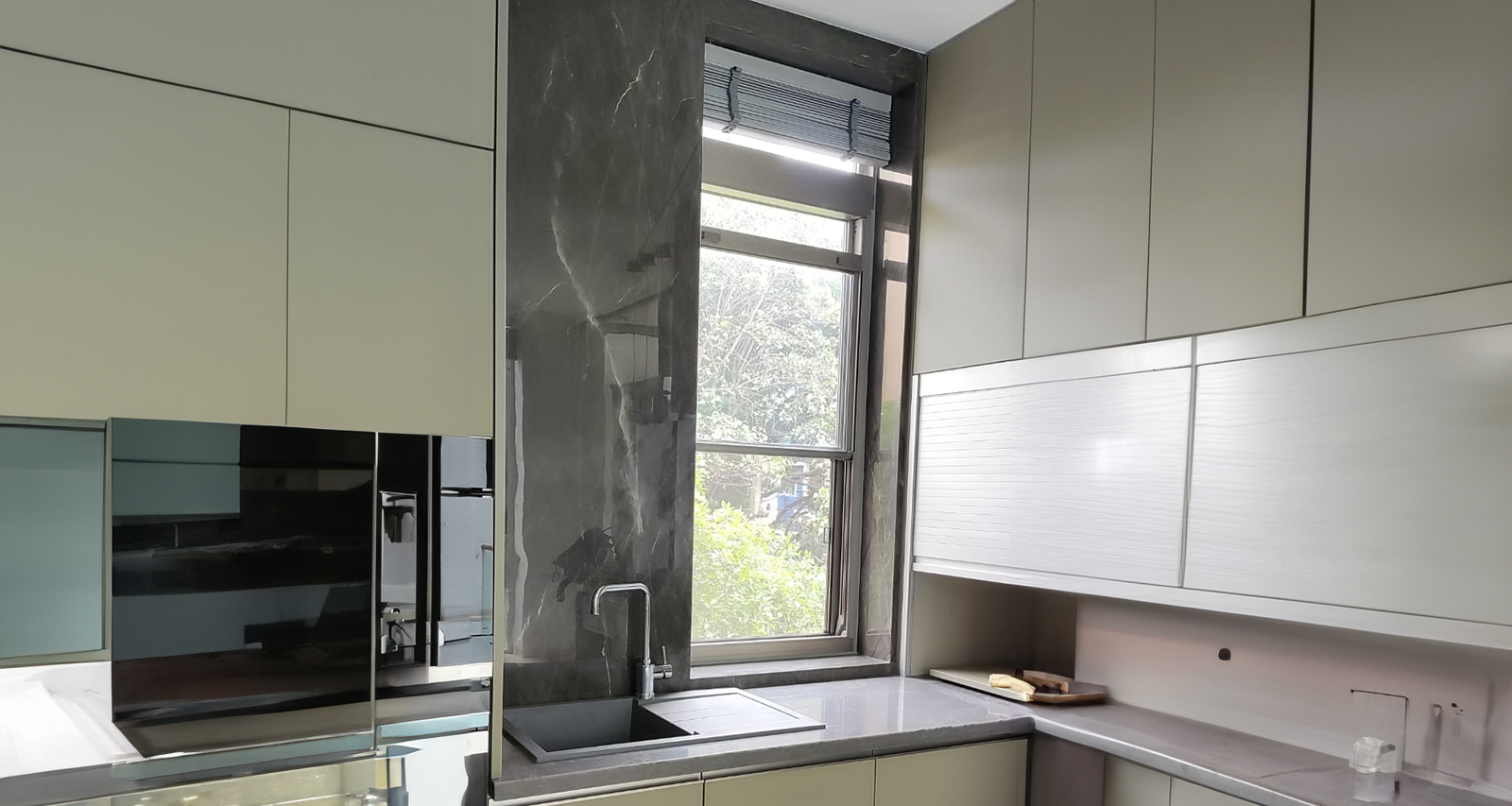 Aluminium Tilt & Slide Windows | Tostem India