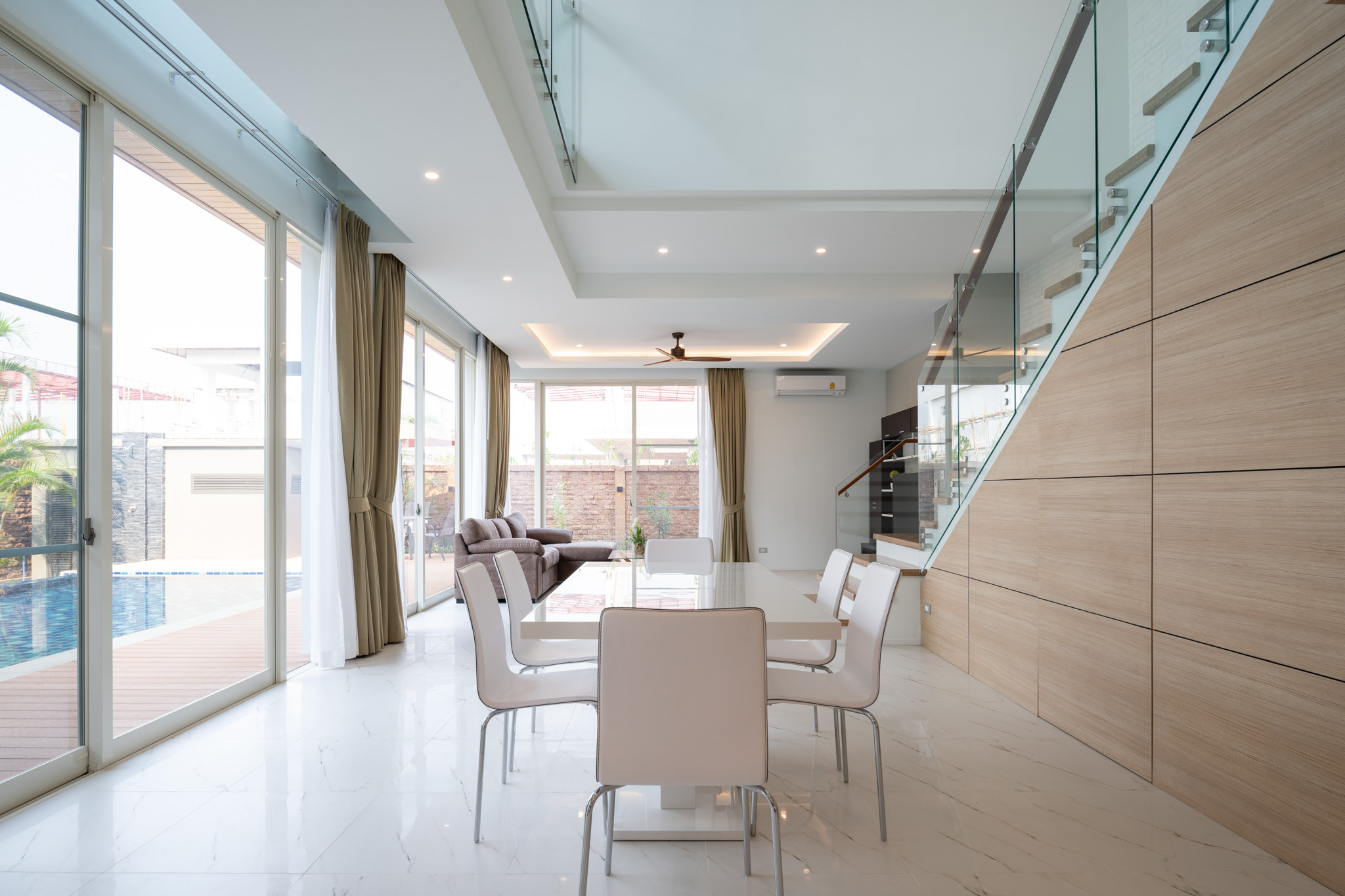 Sliding Glass Doors for office | Tostem