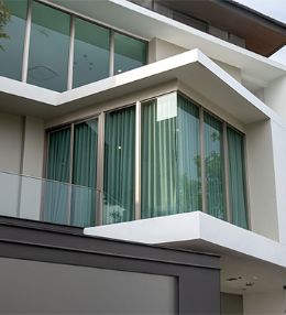 Aluminium Corner Openable Door | Tostem India