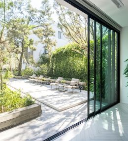 Aluminium Folding Bi Fold Doors | Tostem India 