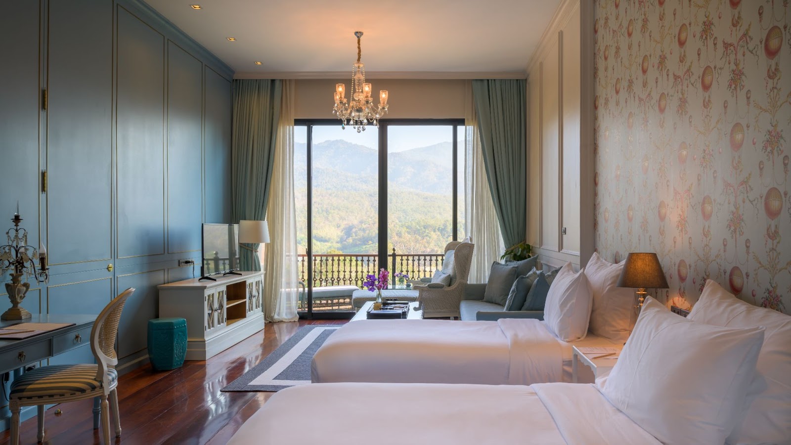 Wooden Sliding Bedroom Doors