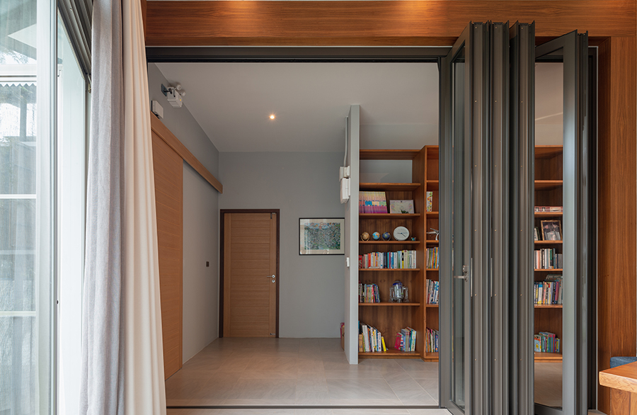 Folding door - Tostem India