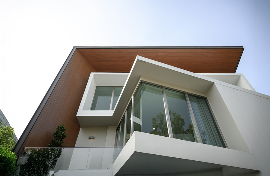 Glass to Glass Corner Window - Tostem India