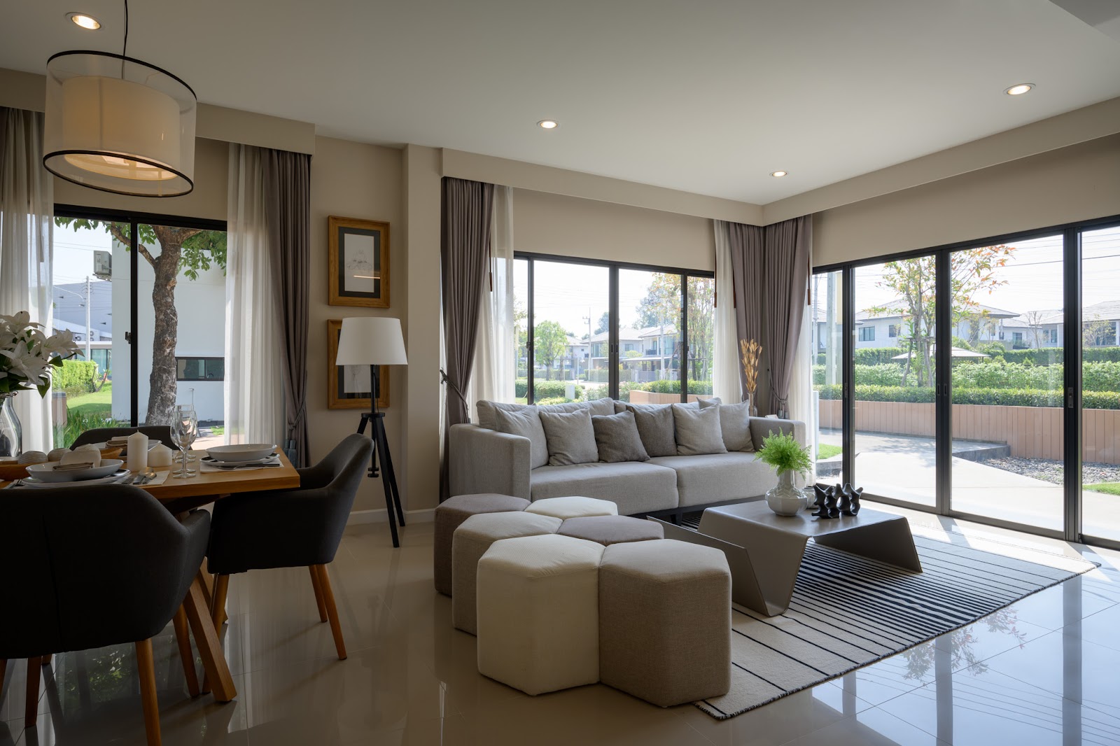 small kitchen window design - Tostem India 