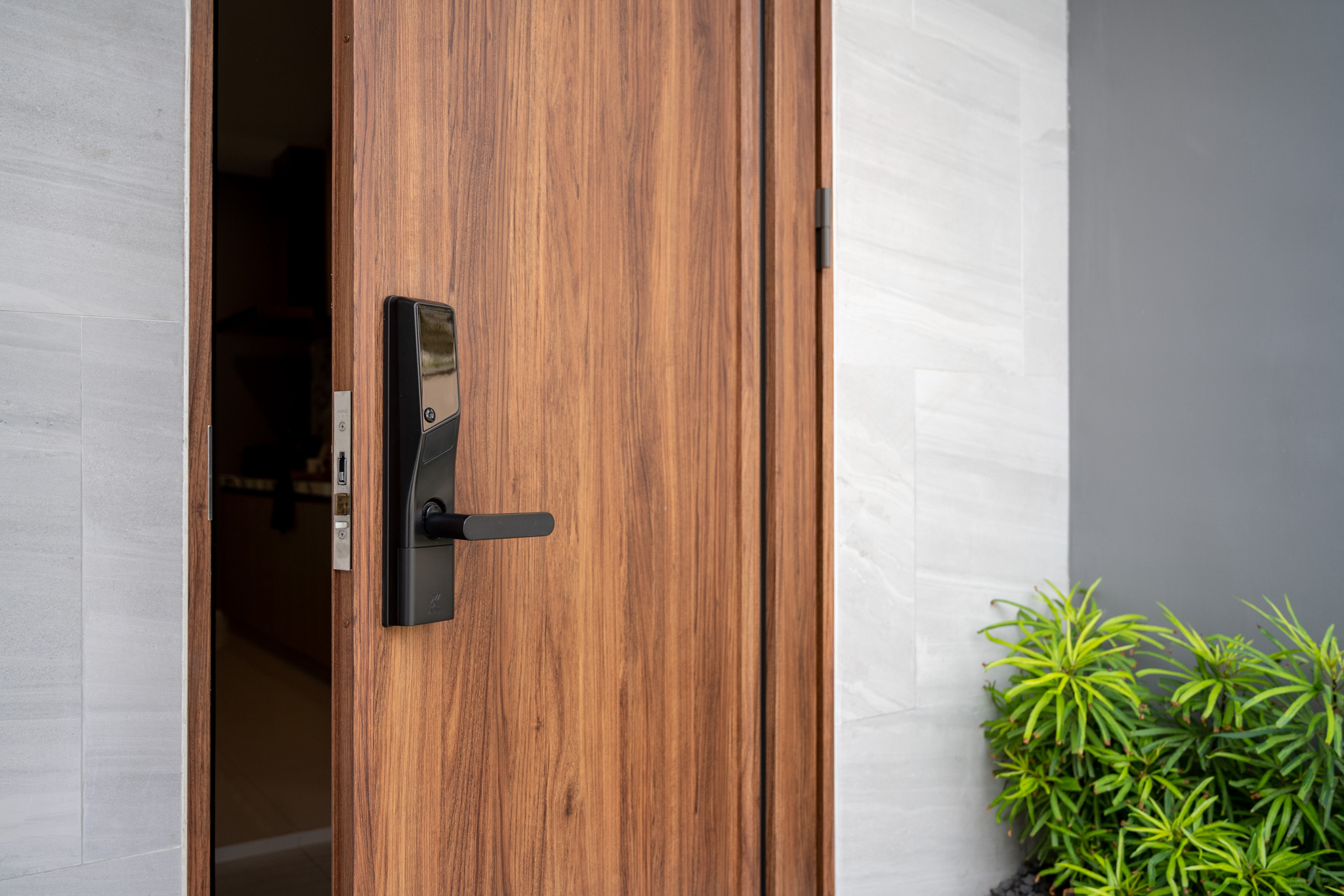 Door Handle Design - Tostem India