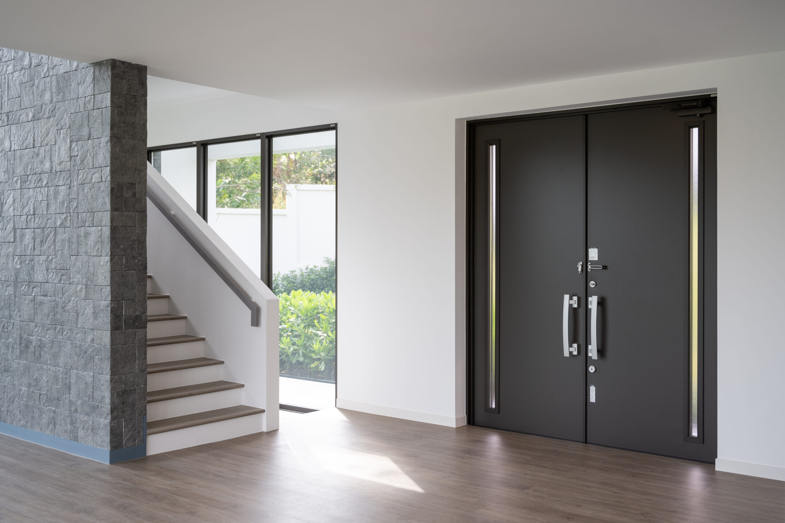 Latest Door Handles Designs - Tostem India